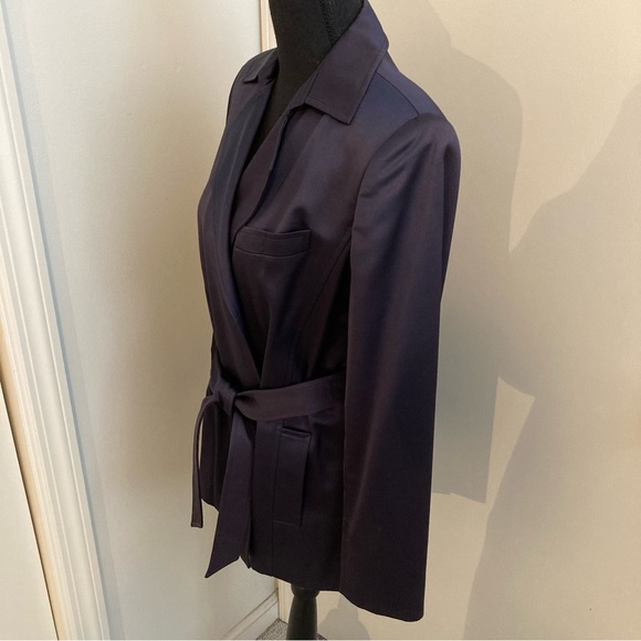 Vintage Burberry of London Navy Blue Satin Finish Belted Wrap Blazer size 4 - Picture 2 of 6